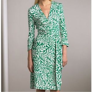 Diane von Furstenberg Julian vintage wrap dress